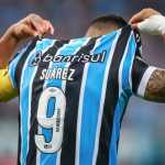 Grêmio lança edição limitada de camisas emolduradas e autografadas por Suárez