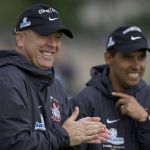 Corinthians confirma primeiro nome da comissão técnica de Mano Menezes