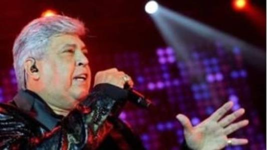 Sidney Magal retorna aos palcos com o "Baile do Magal"