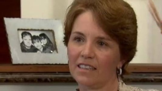 Silvana Taques, mãe de Larissa Manoela, em entrevista para o Fofocalizando