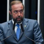 Nova MP: ministro aposta em fundos de privatização da Eletrobrás pra reduzir valor da conta de luz
