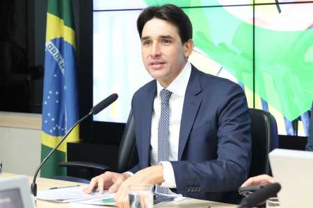 O ministro de Portos e Aeroportos, Silvio Costa Filho