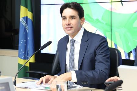 O ministro de Portos e Aeroportos, Silvio Costa Filho