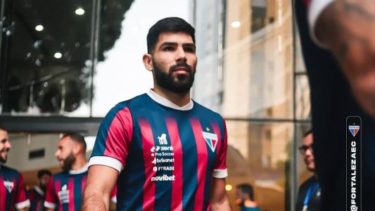 Silvio Romero deixa o hotel em Belém com destino ao estádio Mangueirão para confronto contra o Águia de Marabá