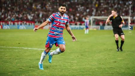 Sílvio Romero marcou gois na goleada do Leão