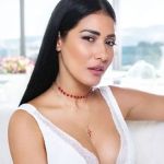 Camarote do BBB 24 pode ter cantora polêmica, galã de novelas da Globo e influencer controversa