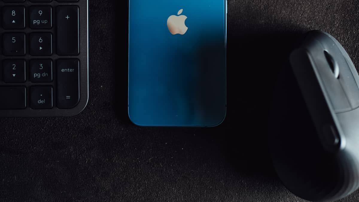 Sabia que o logo da Apple no iPhone tem função secreta?