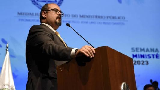 Simões quer aval dos deputados de Minas a plano para refinanciar dívida pública