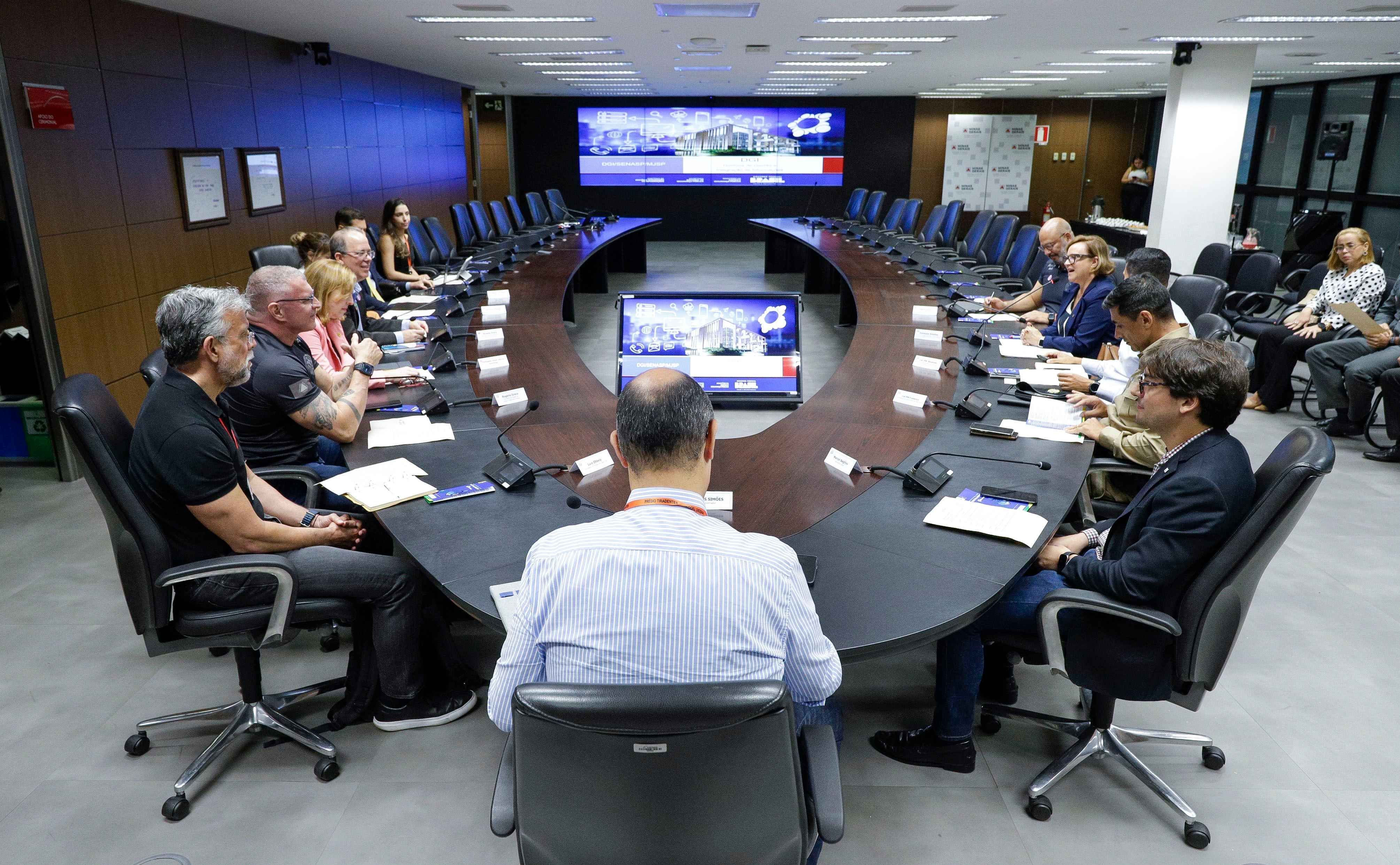 Governo de Minas anuncia criação de protocolo de segurança em estádios