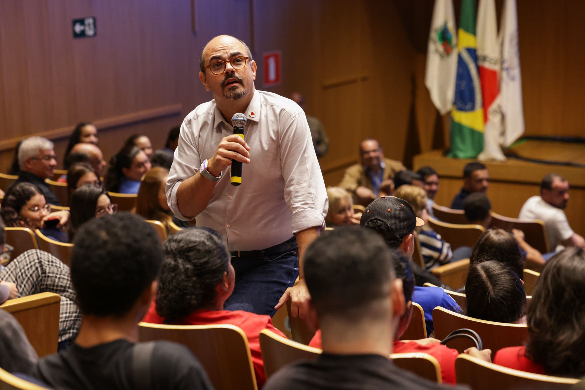 Vetos do Propag: Simões relata 'frustração' e cobra 'responsabilidade' do Congresso