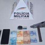 Adolescentes são detidos após roubo a lanchonete em Itabirito