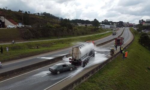 Simulado de acidente na BR-040 em Barbacena