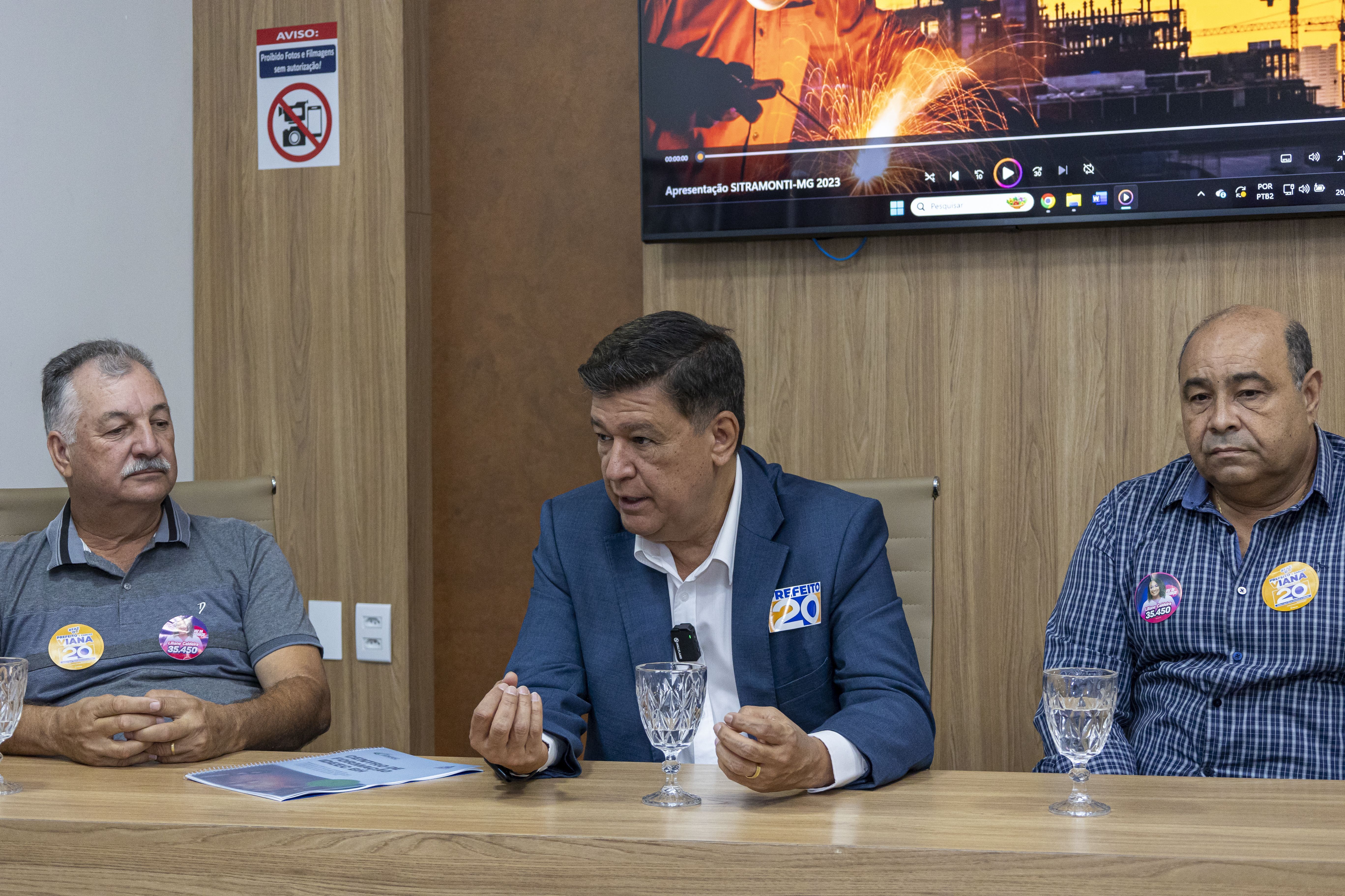 Viana participa de reunião no Sindivans e propõe incluir vans no transporte público de BH