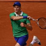 Sinner 'atropela' Bublik e avança para as semis de Roland Garros sem perder sets