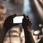Foliões em Minas Gerais terão serviço gratuito de bloqueio de celular em caso de furto ou roubo