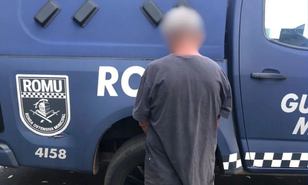 Idoso é detido em Itabirito após denúncia de importunação sexual em praça pública