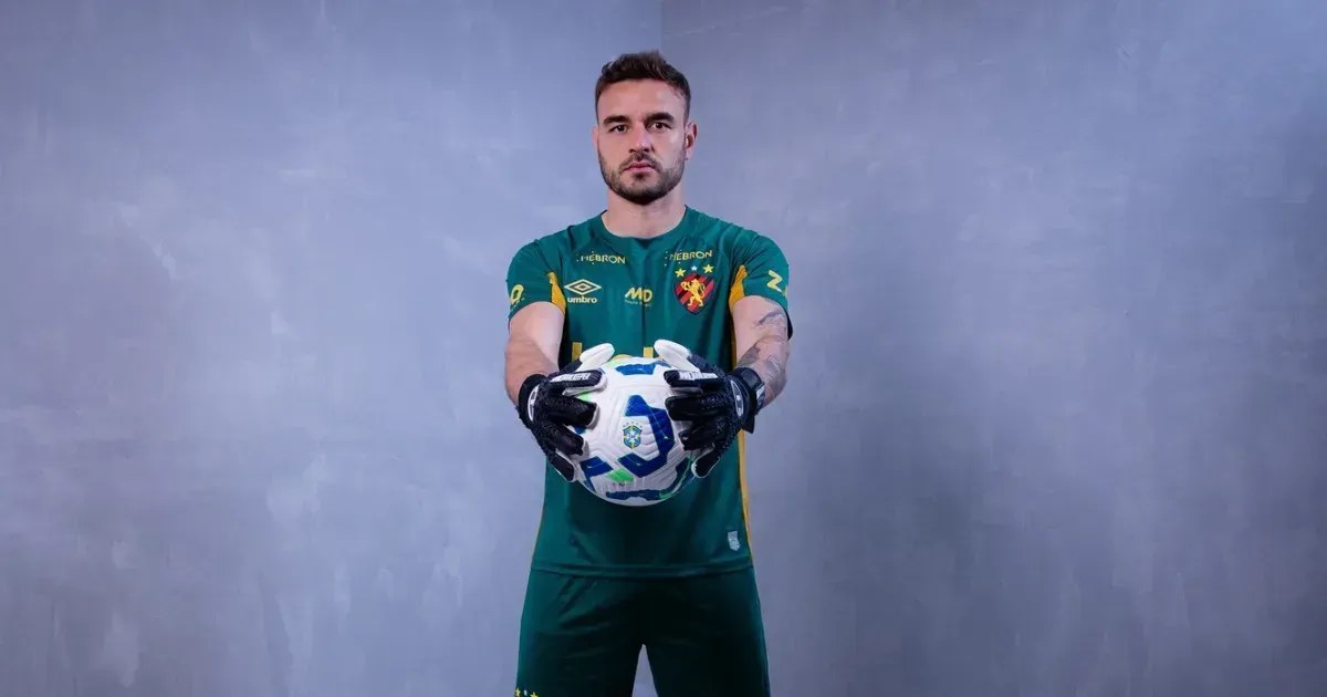 Sport oficializa a contratação de ex-goleiro do Cruzeiro