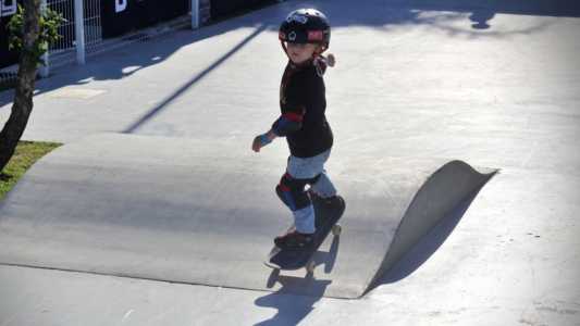 Skate: Indaial recebe etapa decisiva do Circuito Catarinense de street sub-16