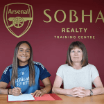 Arsenal contrata ex-jogadora do Liverpool e paga valor recorde no futebol feminino