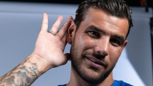 Theo Hernández em anuncio do Al-Hilal
