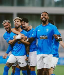 Atacante Jajá em vitória do Pafos na Champions League