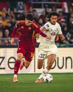 Jogadores de Roma e Lille em duelo pela Europa League