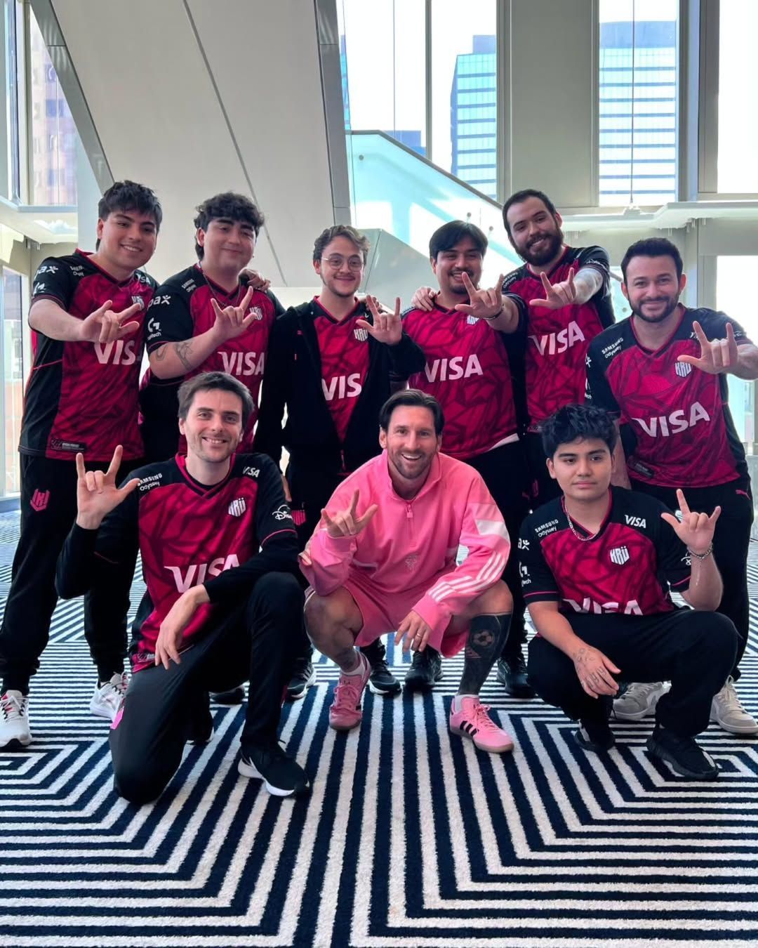 VALORANT: Lionel Messi visita time do VCT Americas em Los Angeles