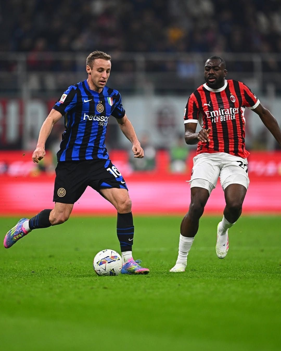 Milan e Inter empatam no primeiro jogo da semifinal da Copa da Itália