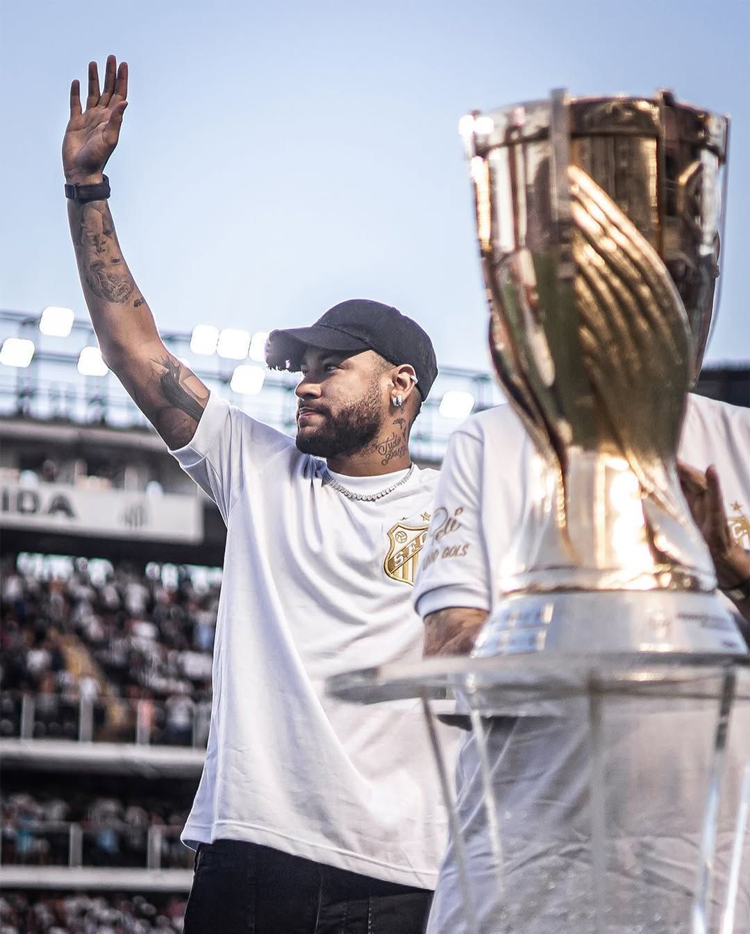 Santos se aproxima de acerto para repatriar Neymar, afirma jornalista