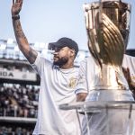 Santos se aproxima de acerto para repatriar Neymar, afirma jornalista