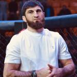 Poatan é 'intimidado' por próximo rival no UFC: 'Assinou sentença de morte'