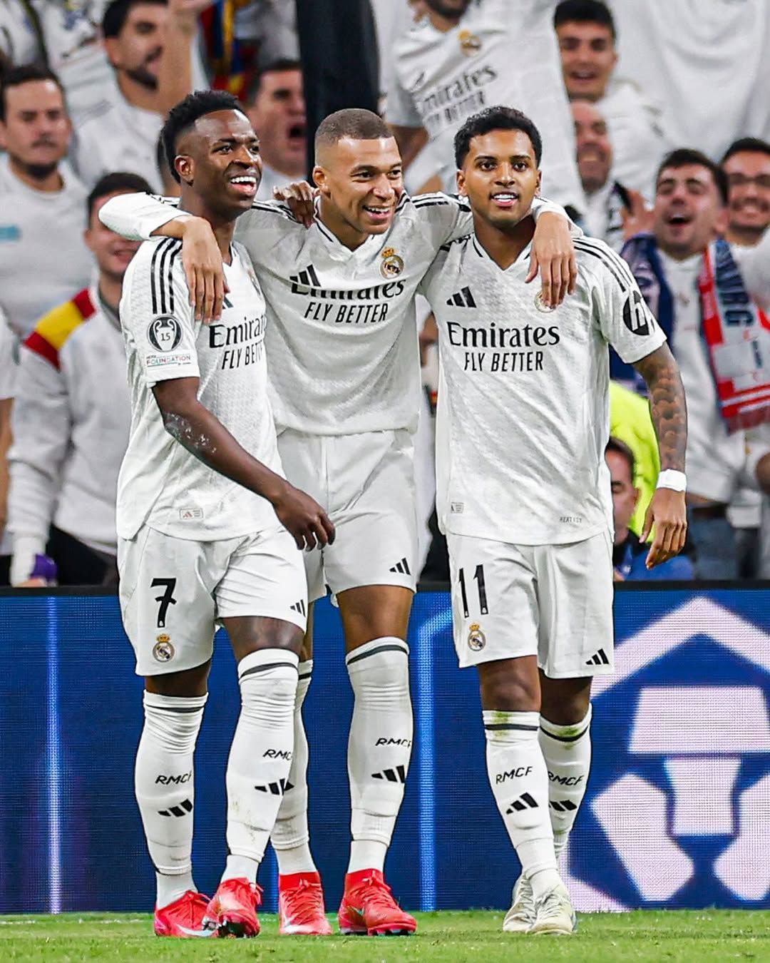 Vini Jr. e Rodrygo brilham, Real Madrid goleia Salzburg e sonha com G8 na Champions