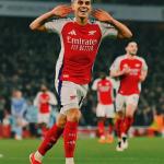 Arsenal vence clássico contra Tottenham e volta a colar na liderança do Inglês