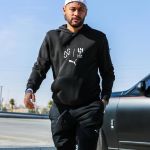 Neymar publica foto com malas prontas para retorno ao Brasil e 'desabafa'