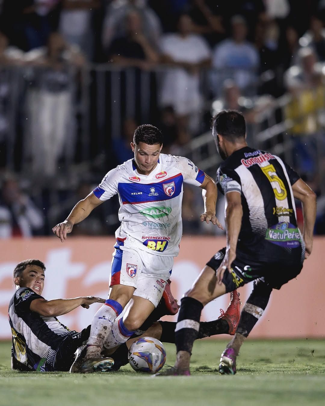 Betim e Democrata-GV empatam na Arena Vera Cruz pelo Campeonato Mineiro