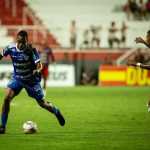 Tombense marca no último lance, vence Aymorés e ultrapassa Atlético no Mineiro