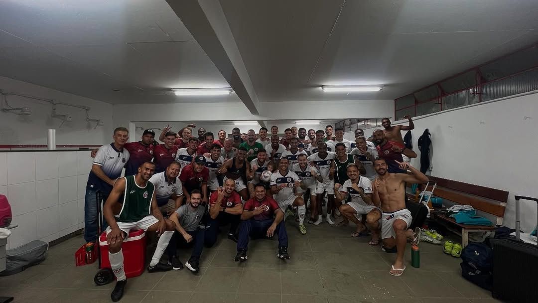 Após vitória no Mineiro, ex-técnico de Cruzeiro e América faz dedicatória