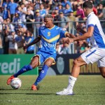 Paraná sofre apagão, sai derrotado, e afunda na lanterna do Paranaense