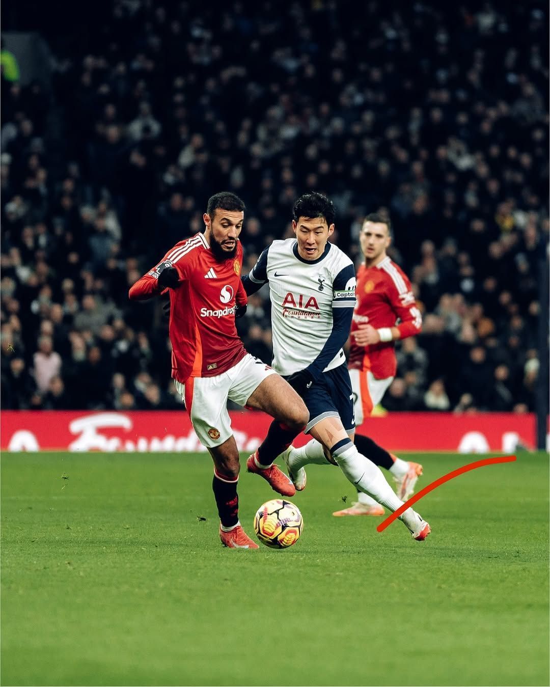 United perde para o Tottenham, vê crise aumentar e cai para 15º na Premier League