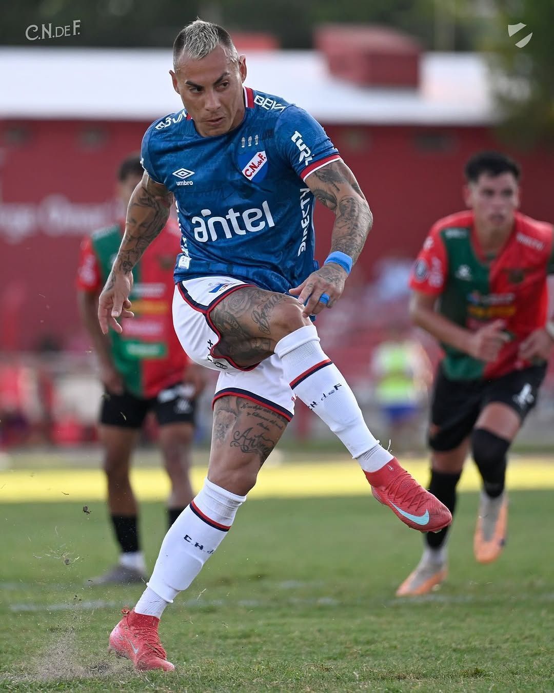 Ex-Atlético, Vargas marca primeiro gol por novo clube em vitória no Uruguai