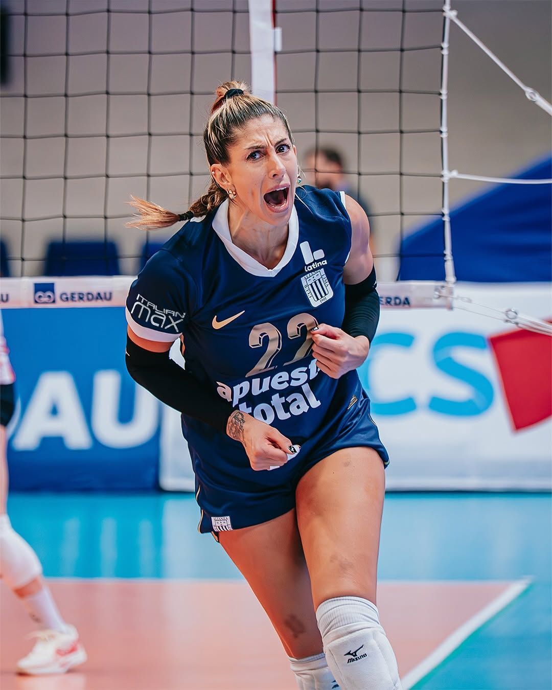 Alianza Lima-PER bate Estudiantes-ARG e vai à final do Sul-Americano de Vôlei