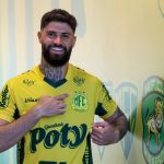 Clube da Série A acerta contratação de pacotão de reforços para a temporada