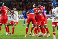 Panamá goleia El Salvador, vê Suriname tropeçar e se classifica para Copa do Mundo