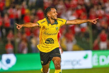 Ypiranga vence Internacional pelo Gauchão