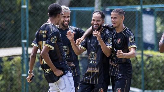 Time 'Me Ajude', do influenciador Ney Silva