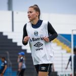América anuncia lateral ex-Grêmio como primeiro reforço para o time feminino
