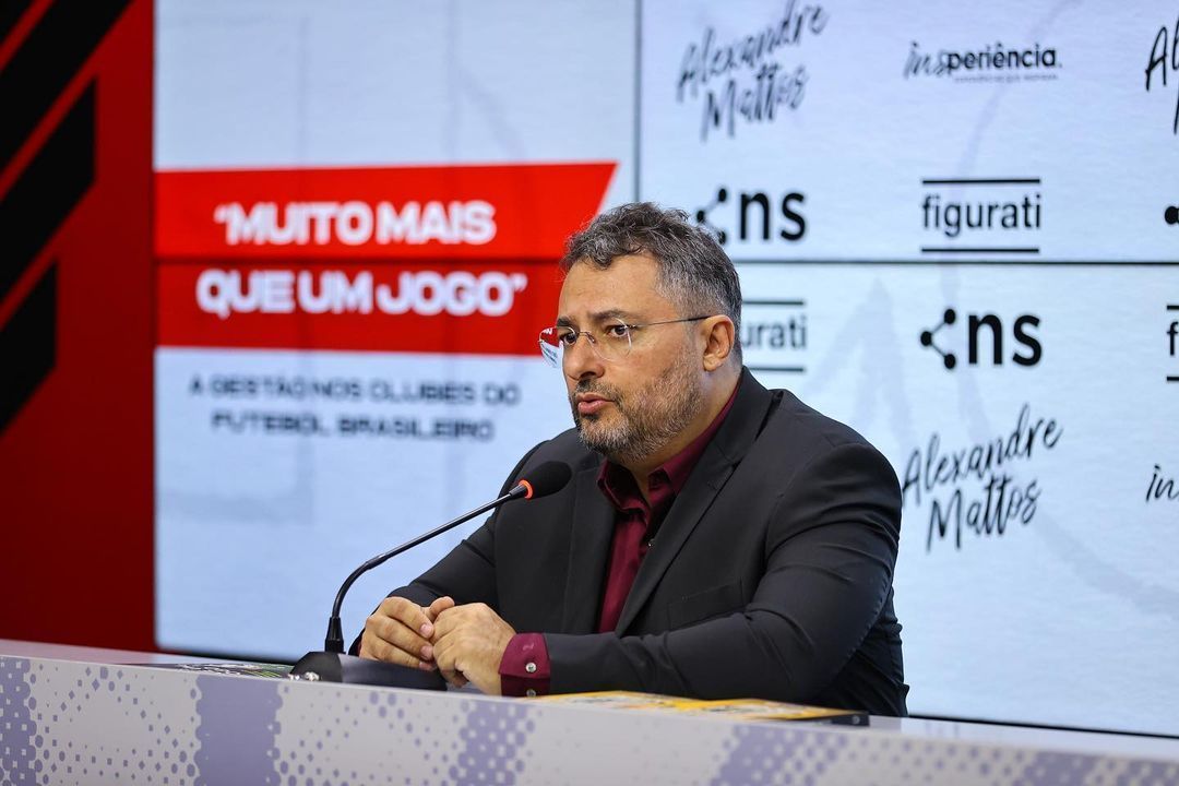 Com chegada de novo diretor, Vasco precisa definir a situação dos emprestados até o fim do ano