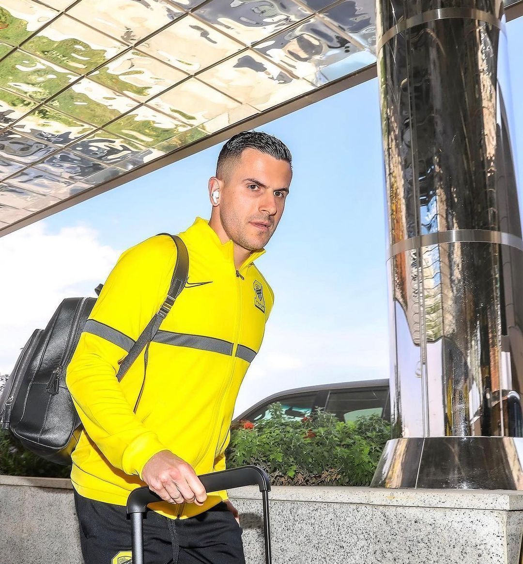 Al-Ittihad confirma saída de Marcelo Grohe, que fica livre no mercado