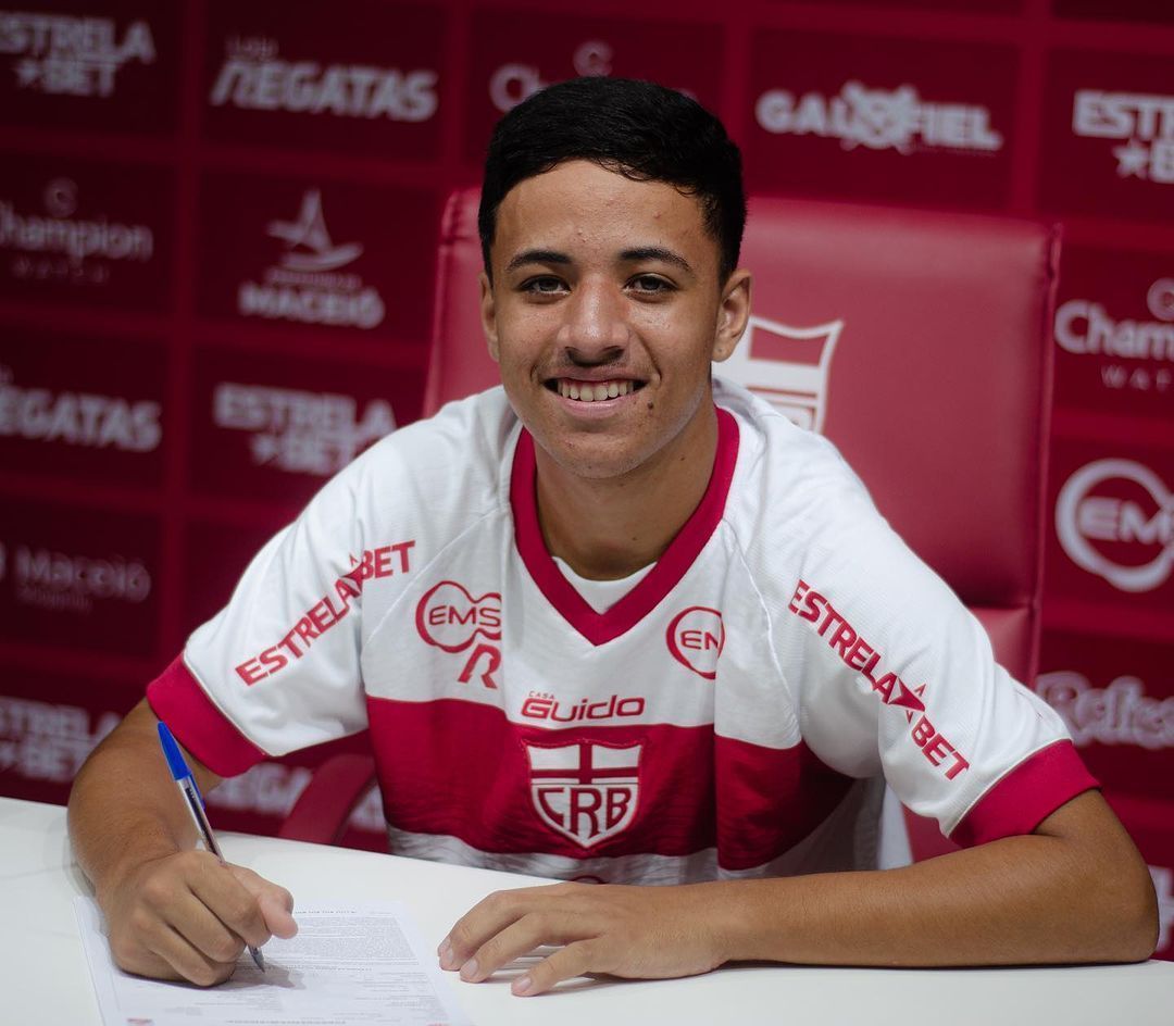 Sport recebe joia do CRB e compensação financeira por liberação de Jorginho