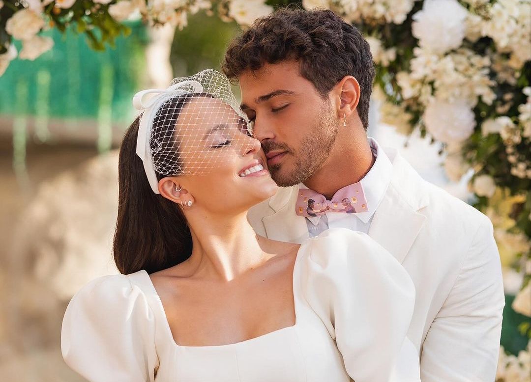 Larissa Manoela conta como foi seu casamento em casa com André Luiz Frambach